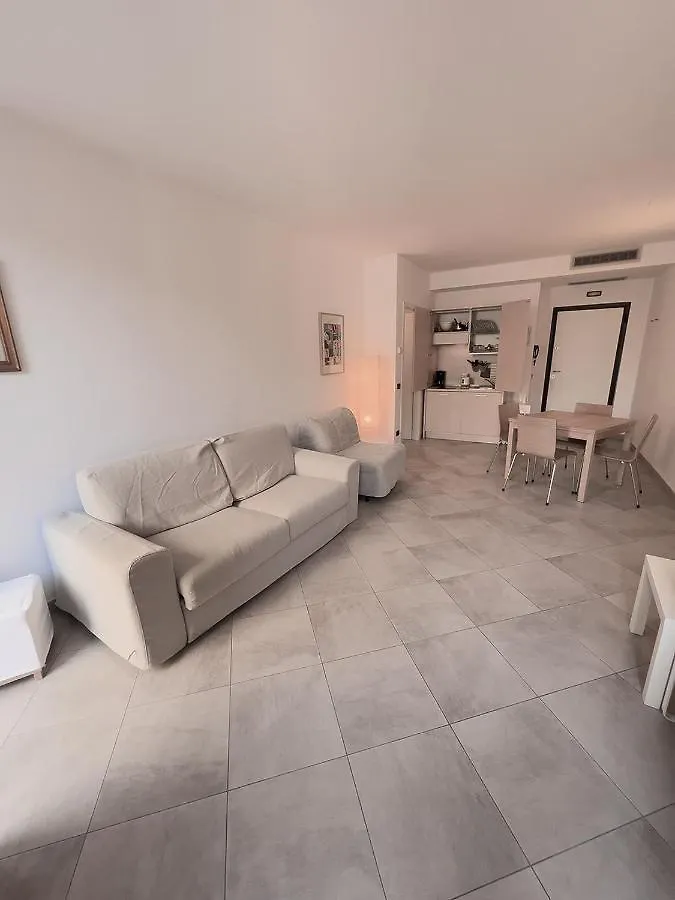 Апартаменты All' Orologio Hotel Peschiera del Garda Италия