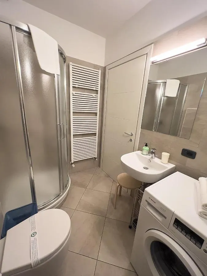 Апартаменты All' Orologio Hotel Peschiera del Garda Италия