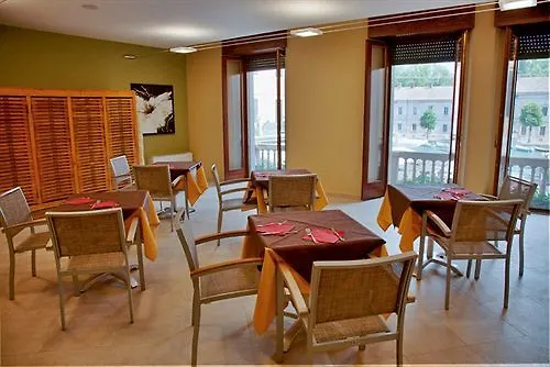 All' Orologio Hotel Peschiera del Garda 0*,  Италия