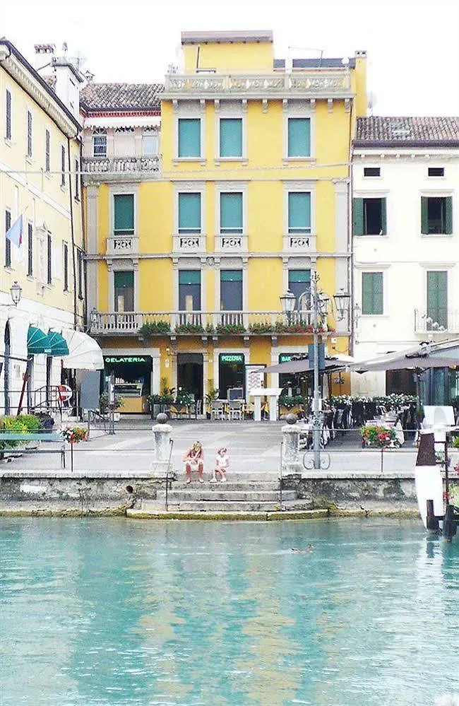 All' Orologio Hotel Peschiera del Garda