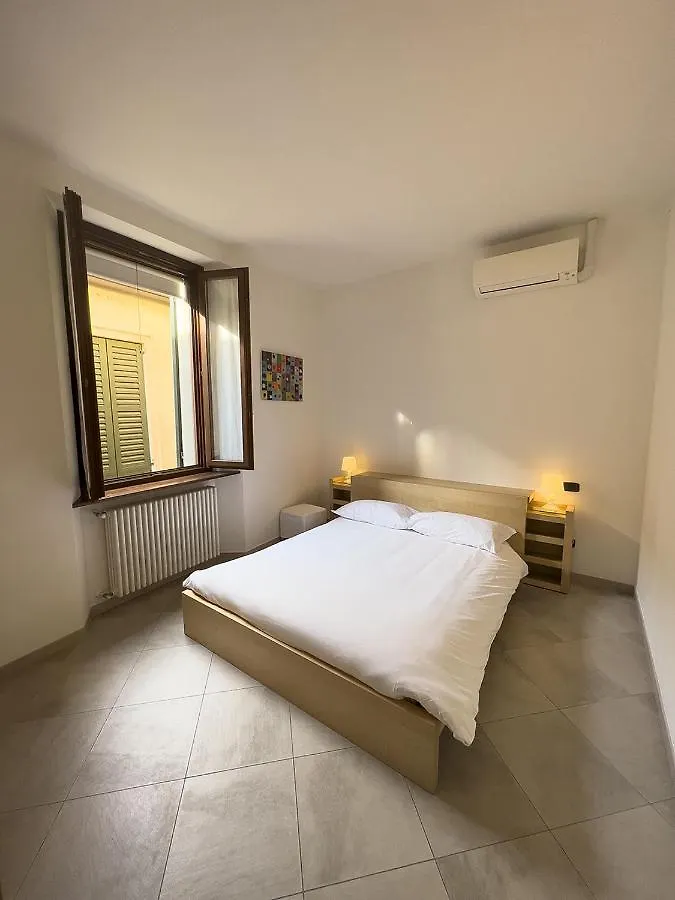 Aparthotel All'Orologio Peschiera del Garda Apartament
