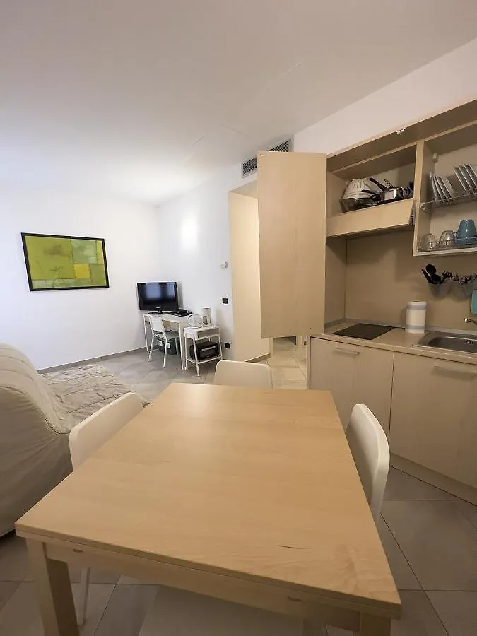 Aparthotel All'Orologio Peschiera del Garda Apartament