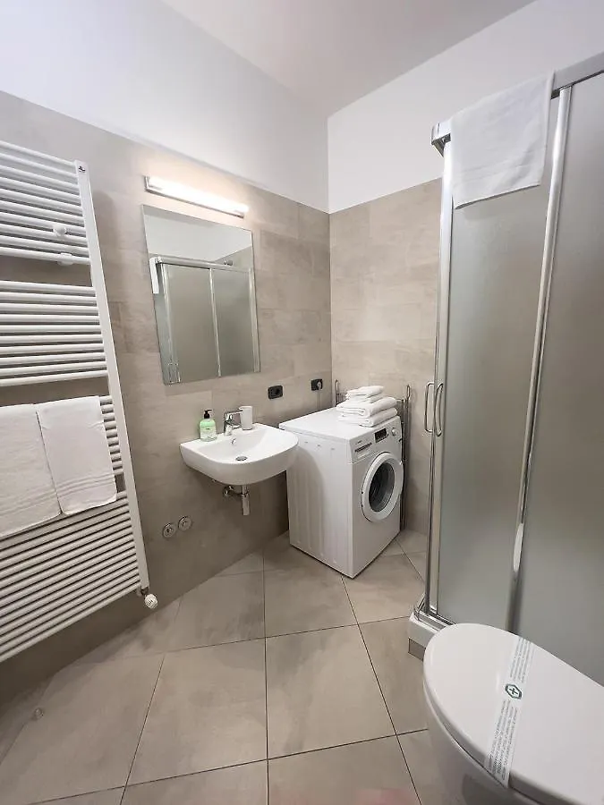 Aparthotel All'Orologio Peschiera del Garda Apartament