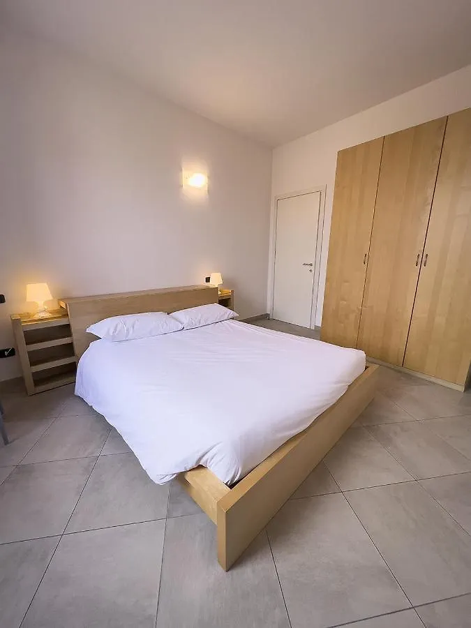 Aparthotel All'Orologio Peschiera del Garda Włochy